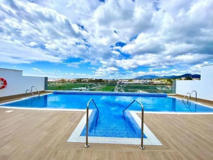 Newly Built 3 Bdrm Modern Apt W Gym, Pool, & Views Marbella