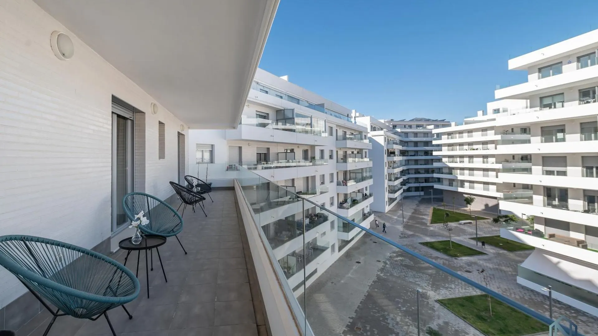 Newly Built 3 Bdrm Modern Apt W Gym, Pool, & Views Marbella Apartment