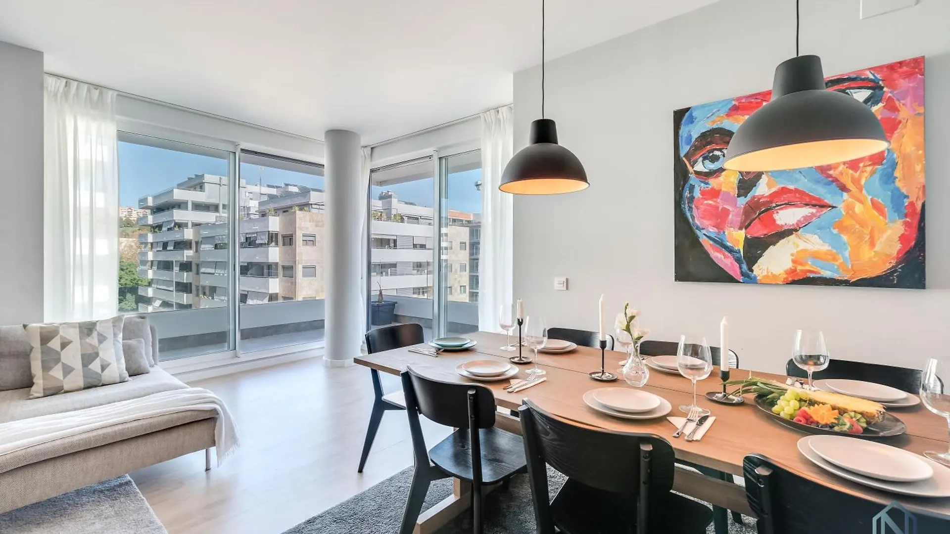 Newly Built 3 Bdrm Modern Apt W Gym, Pool, & Views Marbella Apartment
